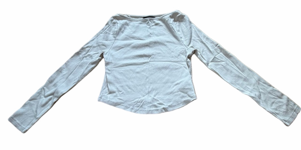 New Look Women’s Long-Sleeve Creme Crewneck Top
